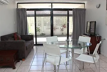Townsville Holiday Apartments Aparthotel